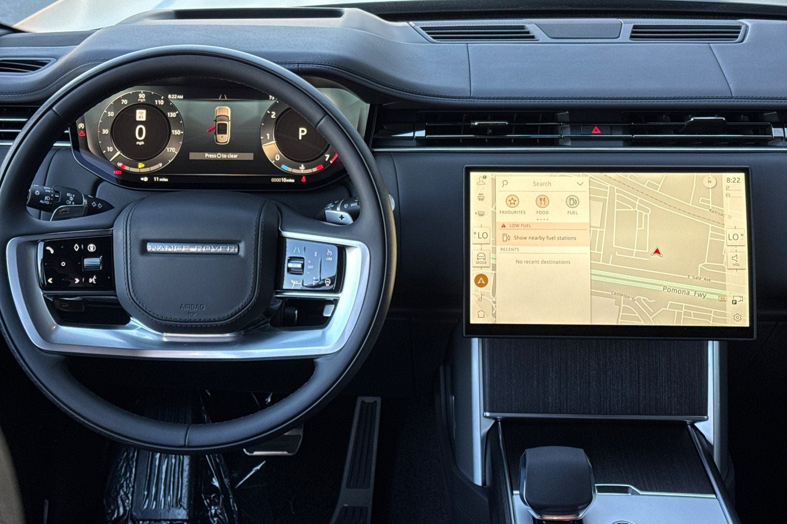 2026 Land Rover Range Rover SE LWB