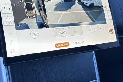 2026 Land Rover Range Rover SE LWB