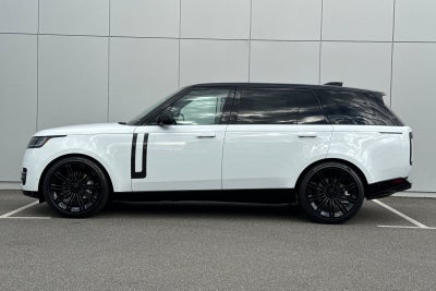 2026 Land Rover Range Rover SE LWB