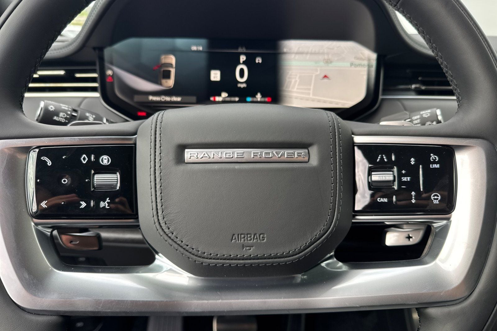 2026 Land Rover Range Rover SE LWB