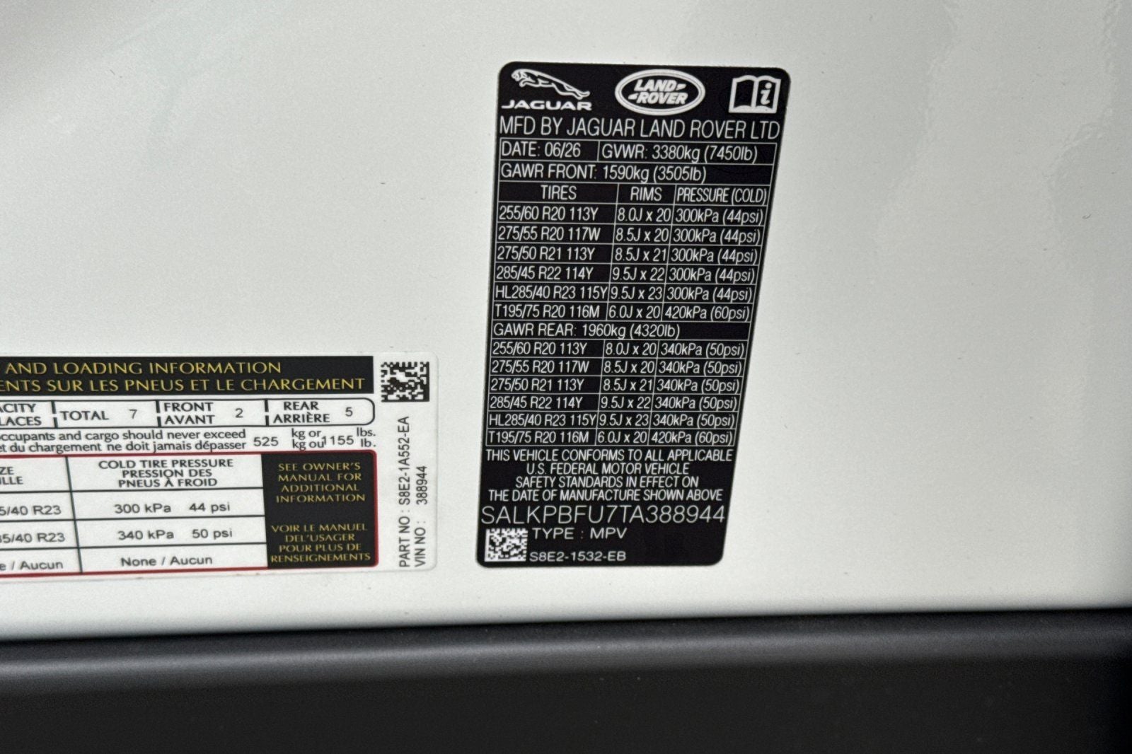 2026 Land Rover Range Rover SE LWB