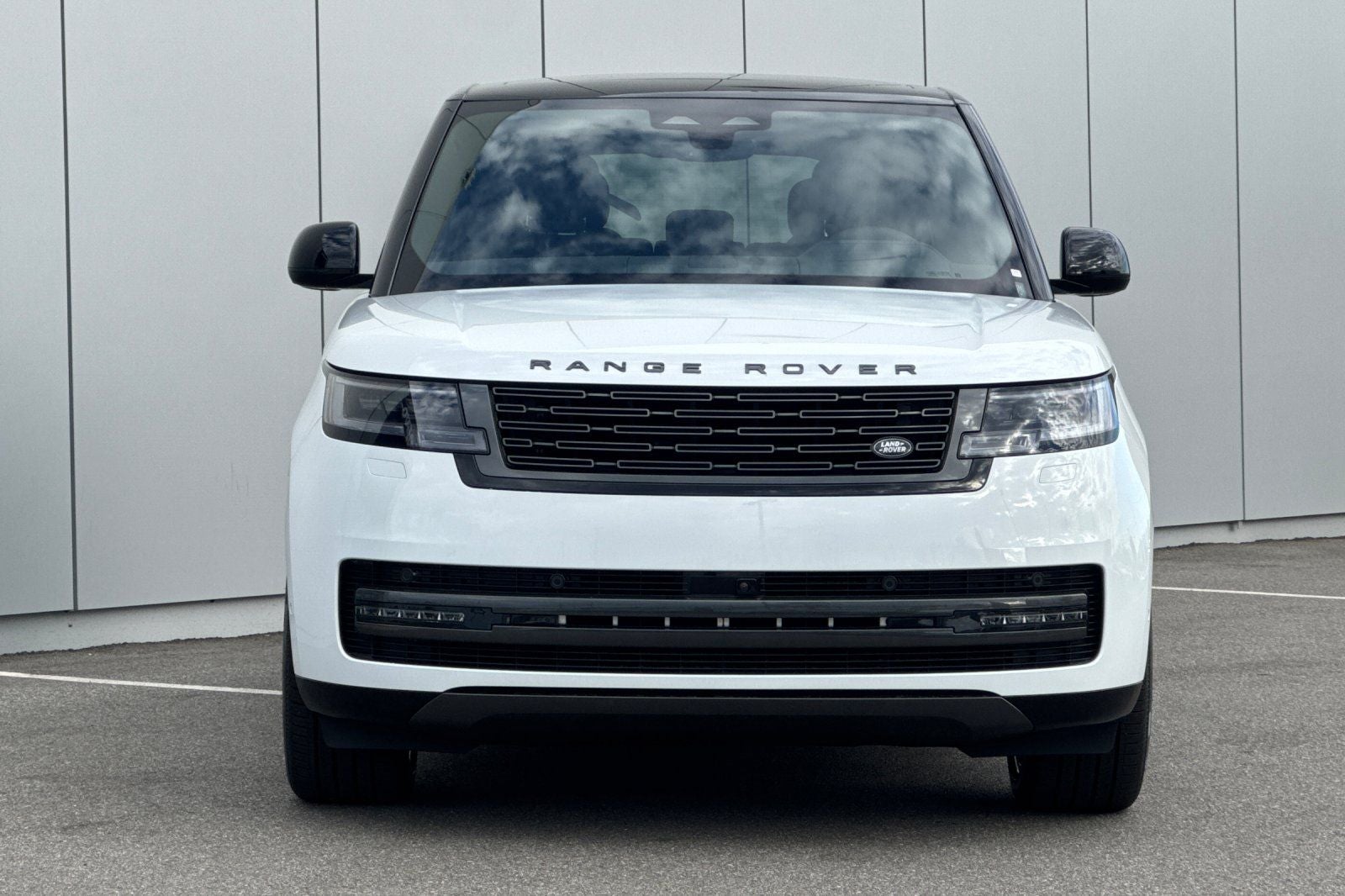 2026 Land Rover Range Rover SE LWB