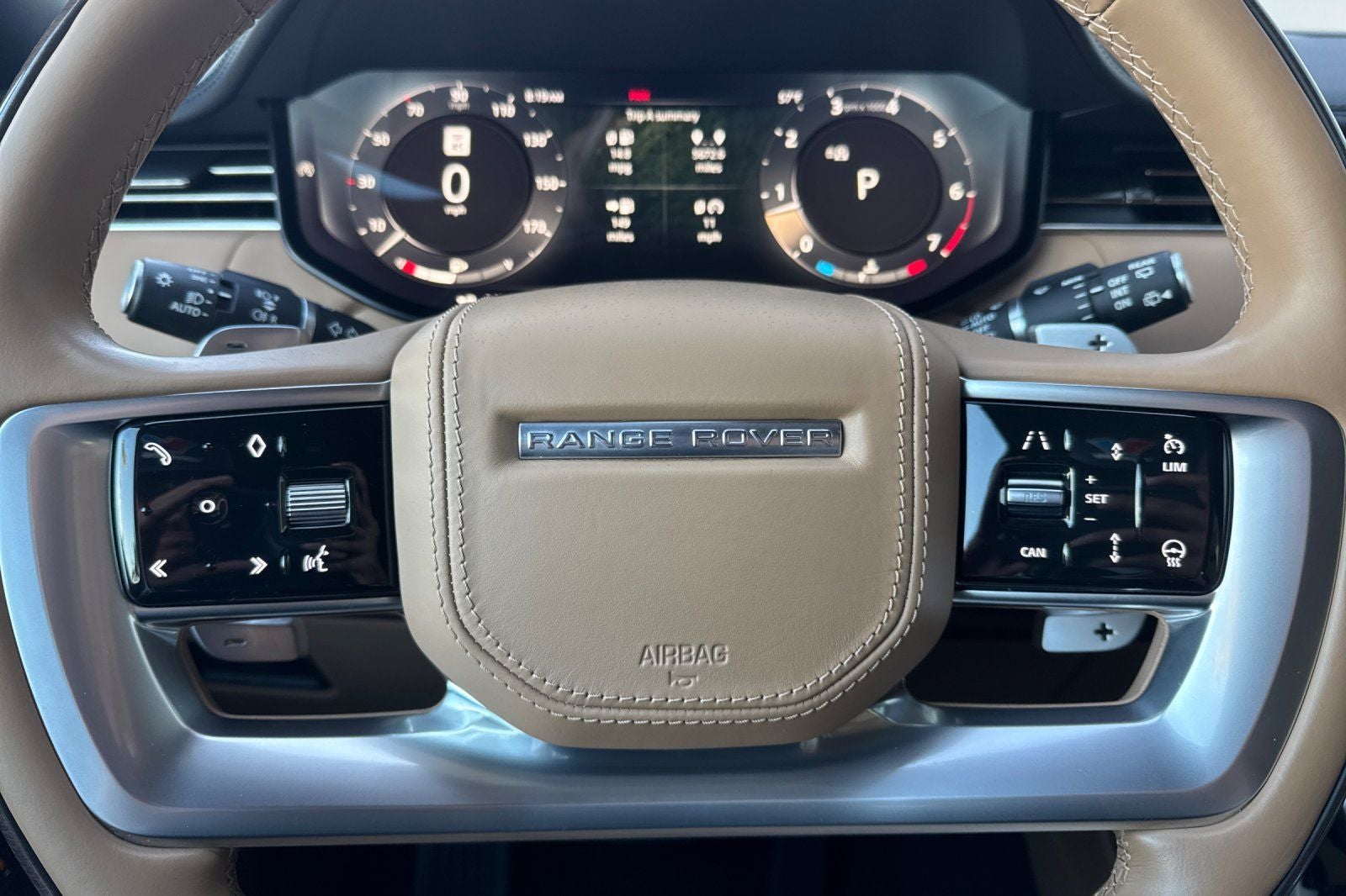 2023 Land Rover Range Rover SE LWB