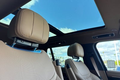 2026 Land Rover Range Rover SE LWB