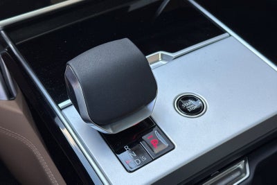 2026 Land Rover Range Rover SE LWB