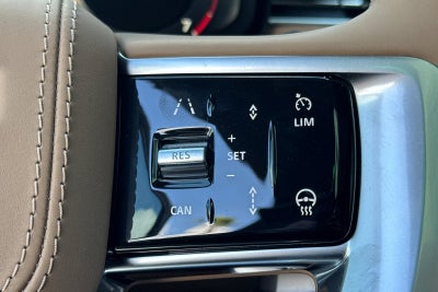 2026 Land Rover Range Rover SE LWB