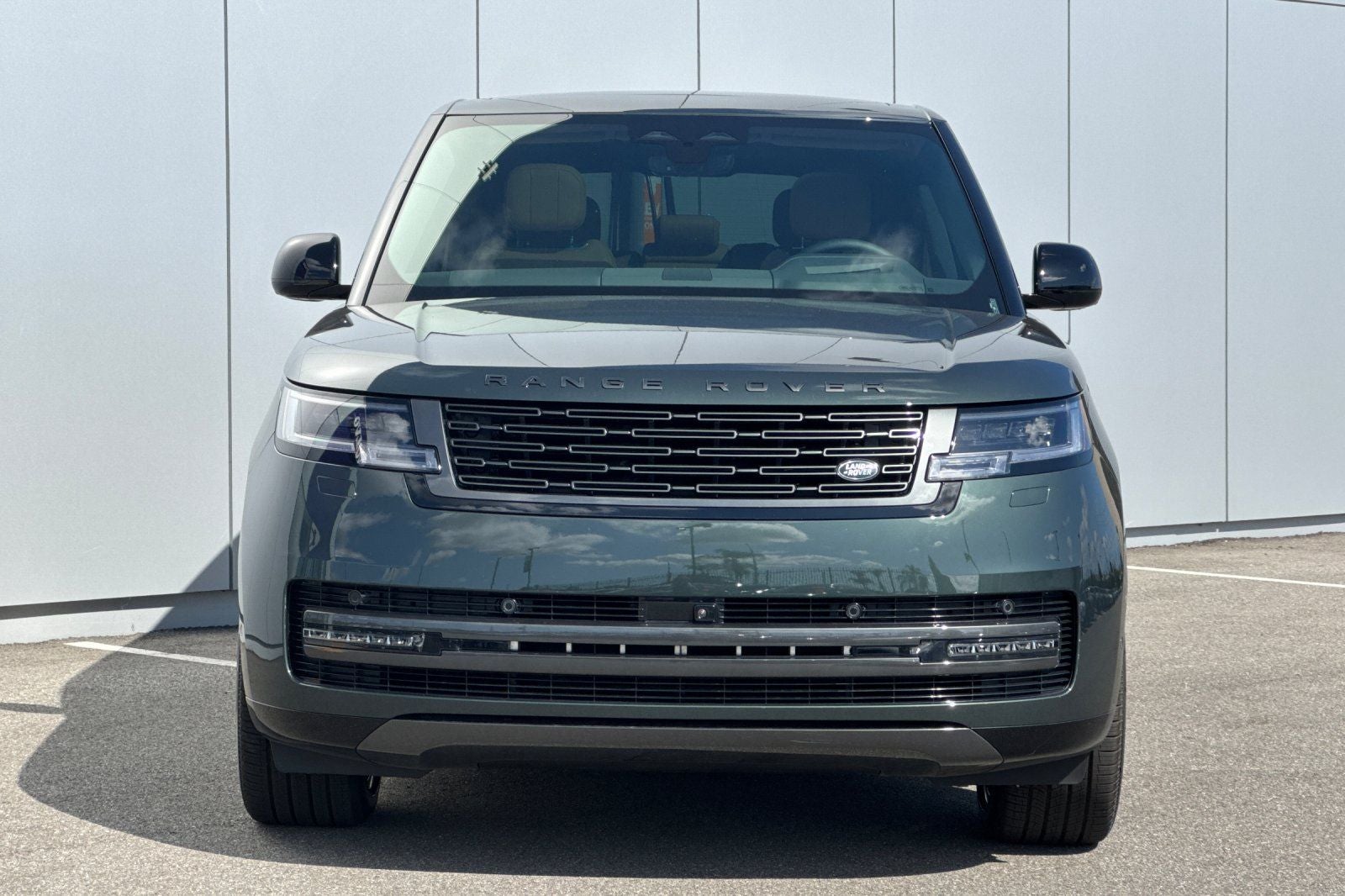 2026 Land Rover Range Rover SE LWB