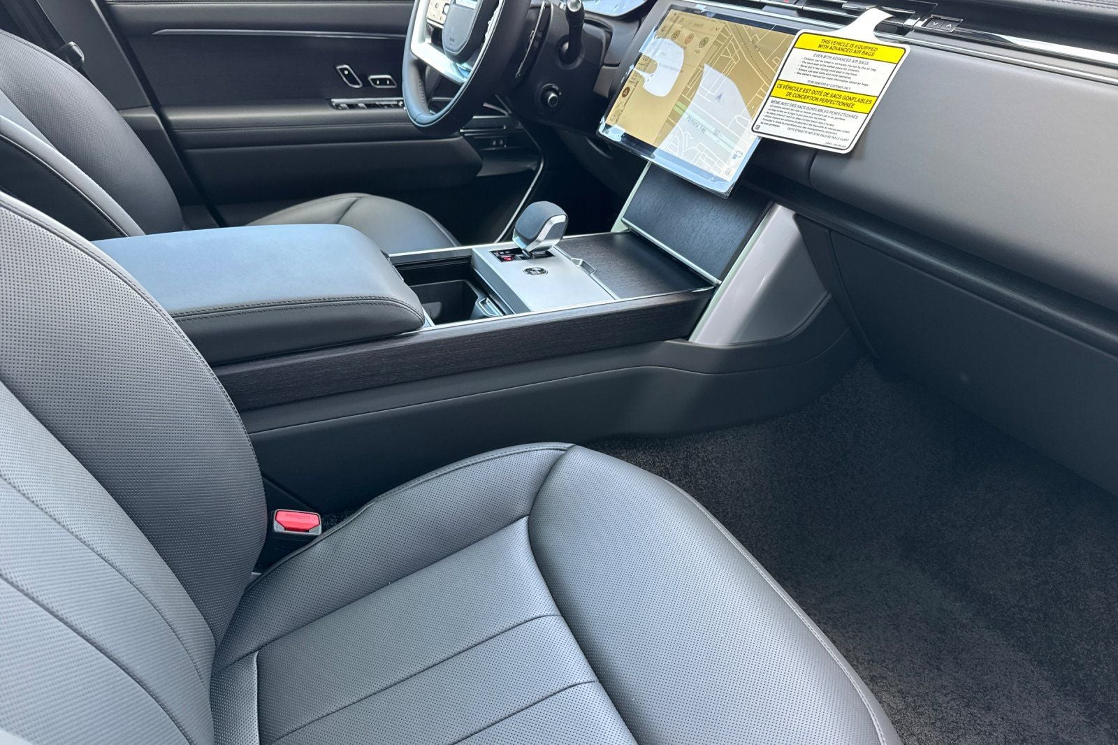 2026 Land Rover Range Rover SE LWB