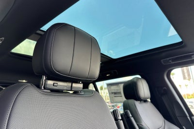 2026 Land Rover Range Rover SE LWB