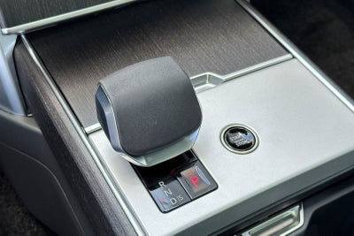 2026 Land Rover Range Rover SE LWB