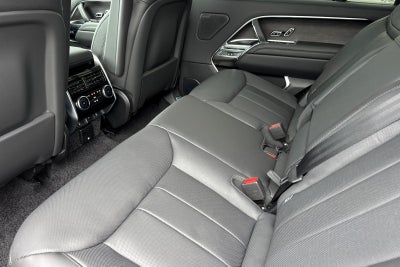 2026 Land Rover Range Rover SE LWB