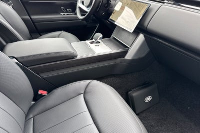 2026 Land Rover Range Rover SE LWB