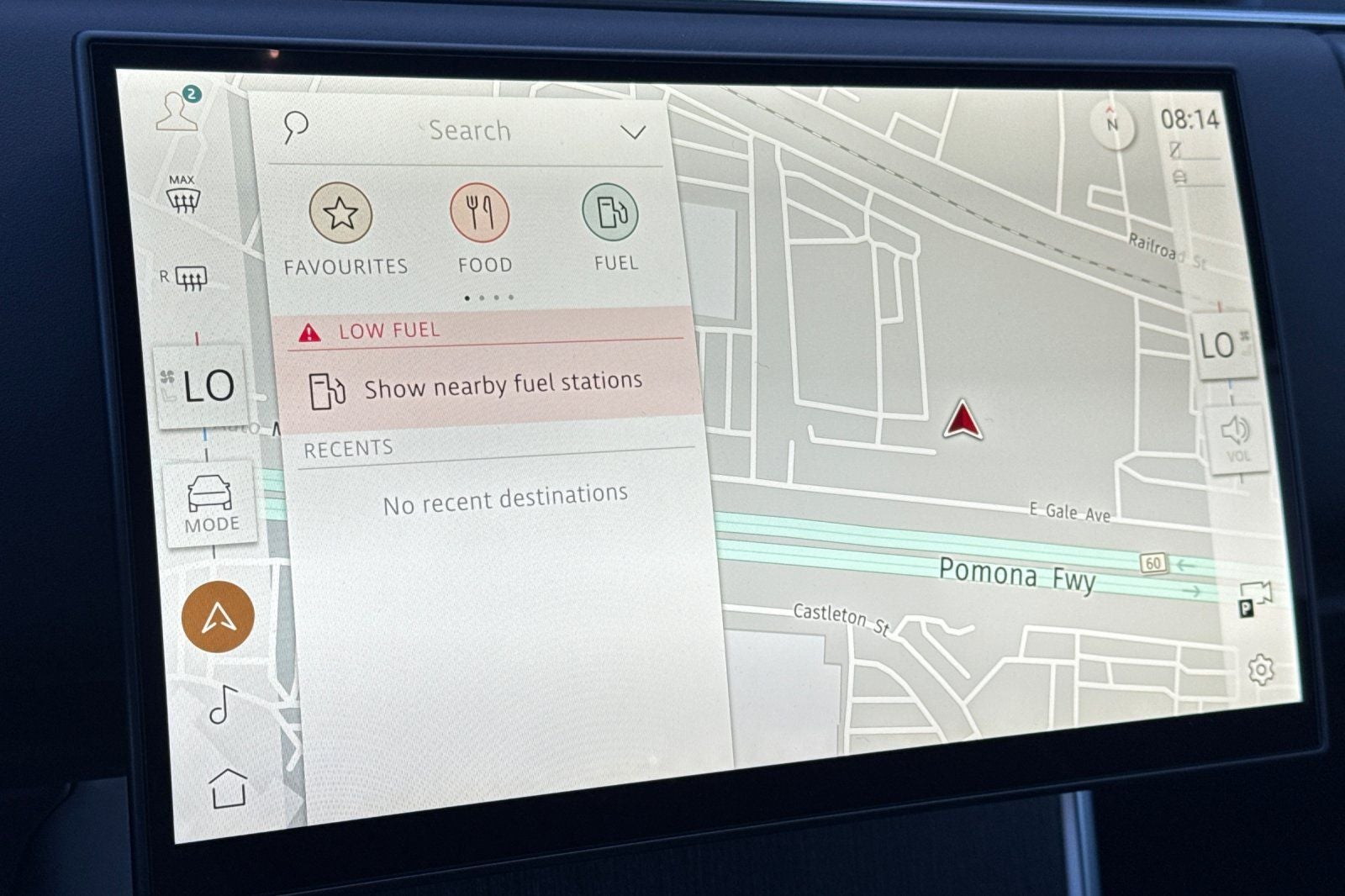 2026 Land Rover Range Rover SE LWB
