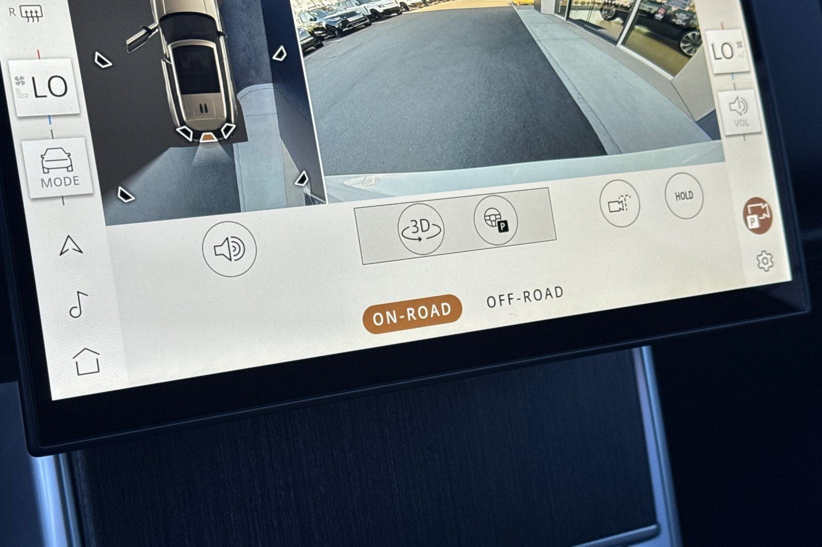 2026 Land Rover Range Rover SE LWB