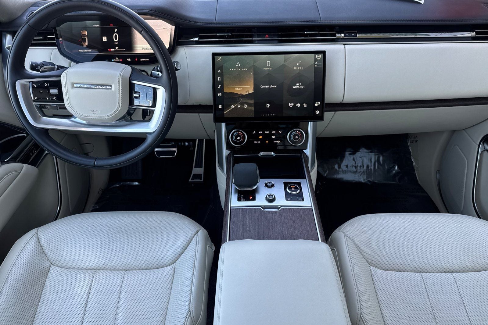 2023 Land Rover Range Rover SE LWB