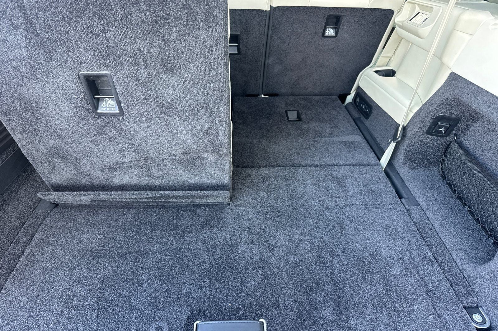 2023 Land Rover Range Rover SE LWB