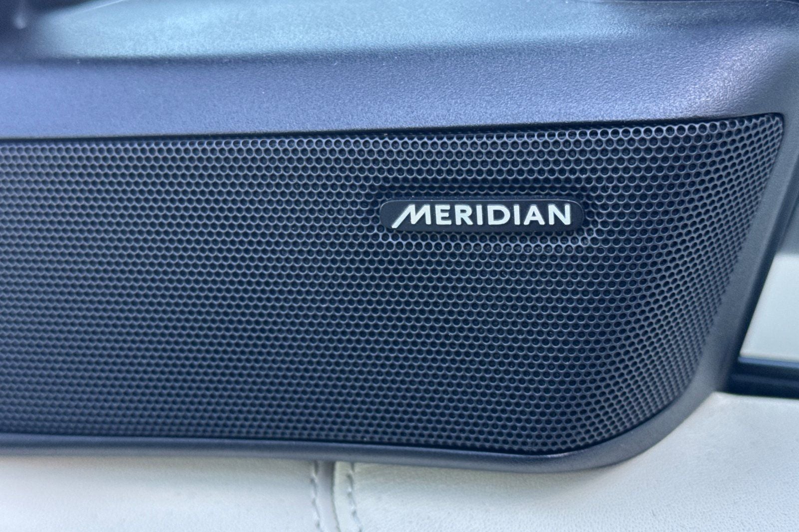 2023 Land Rover Range Rover SE LWB