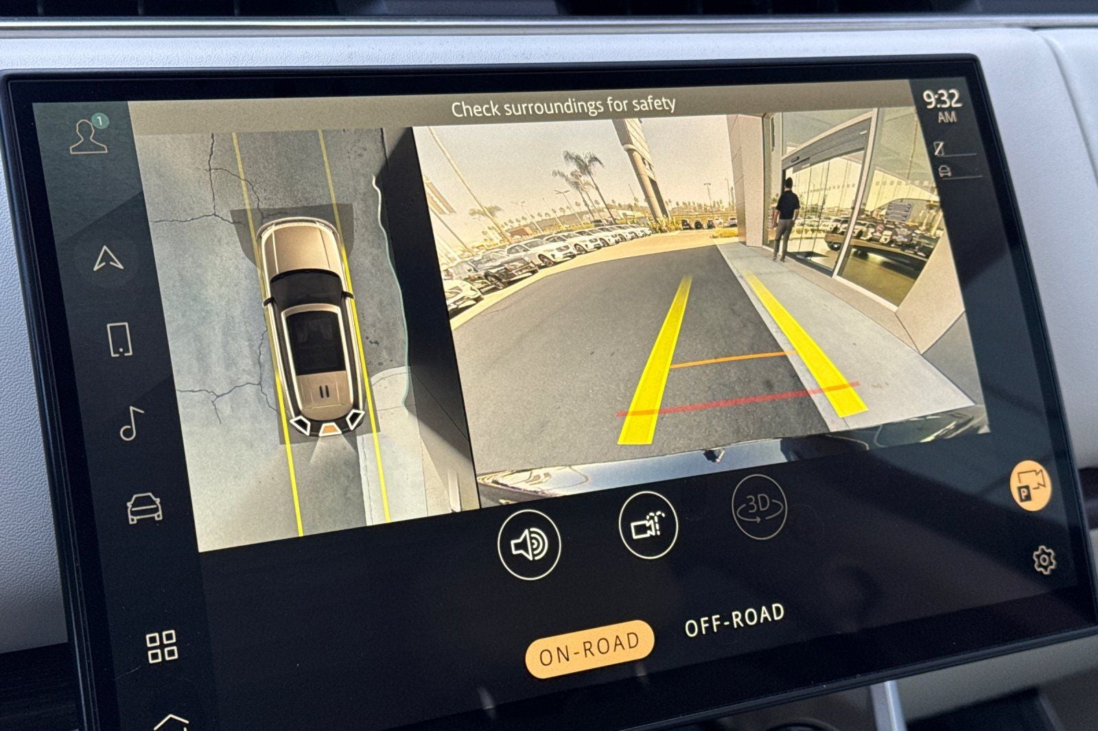 2023 Land Rover Range Rover SE LWB