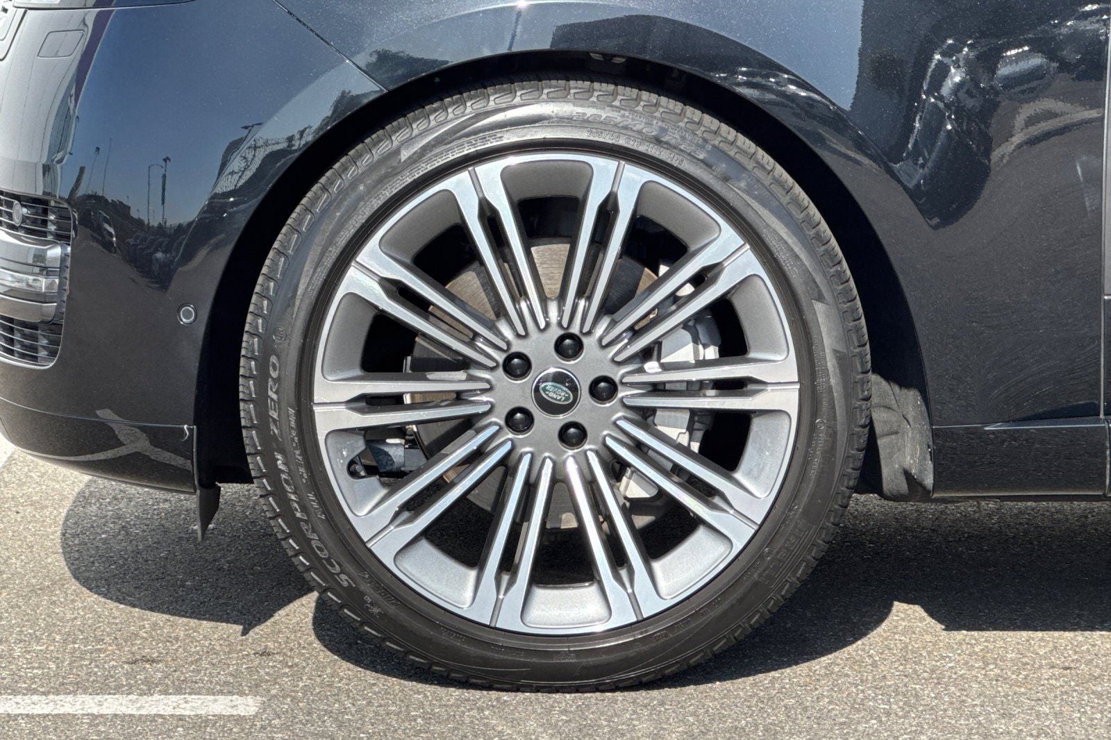 2023 Land Rover Range Rover SE LWB