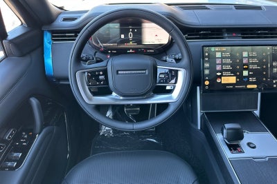 2025 Land Rover Range Rover SV
