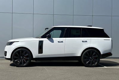 2025 Land Rover Range Rover SV
