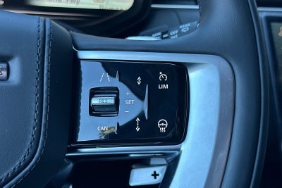 2025 Land Rover Range Rover SV