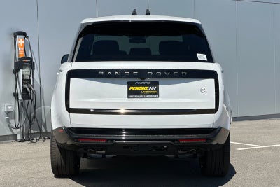 2025 Land Rover Range Rover SV