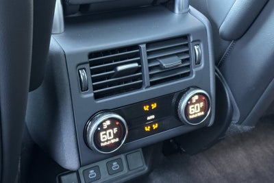 2025 Land Rover Discovery Dynamic SE