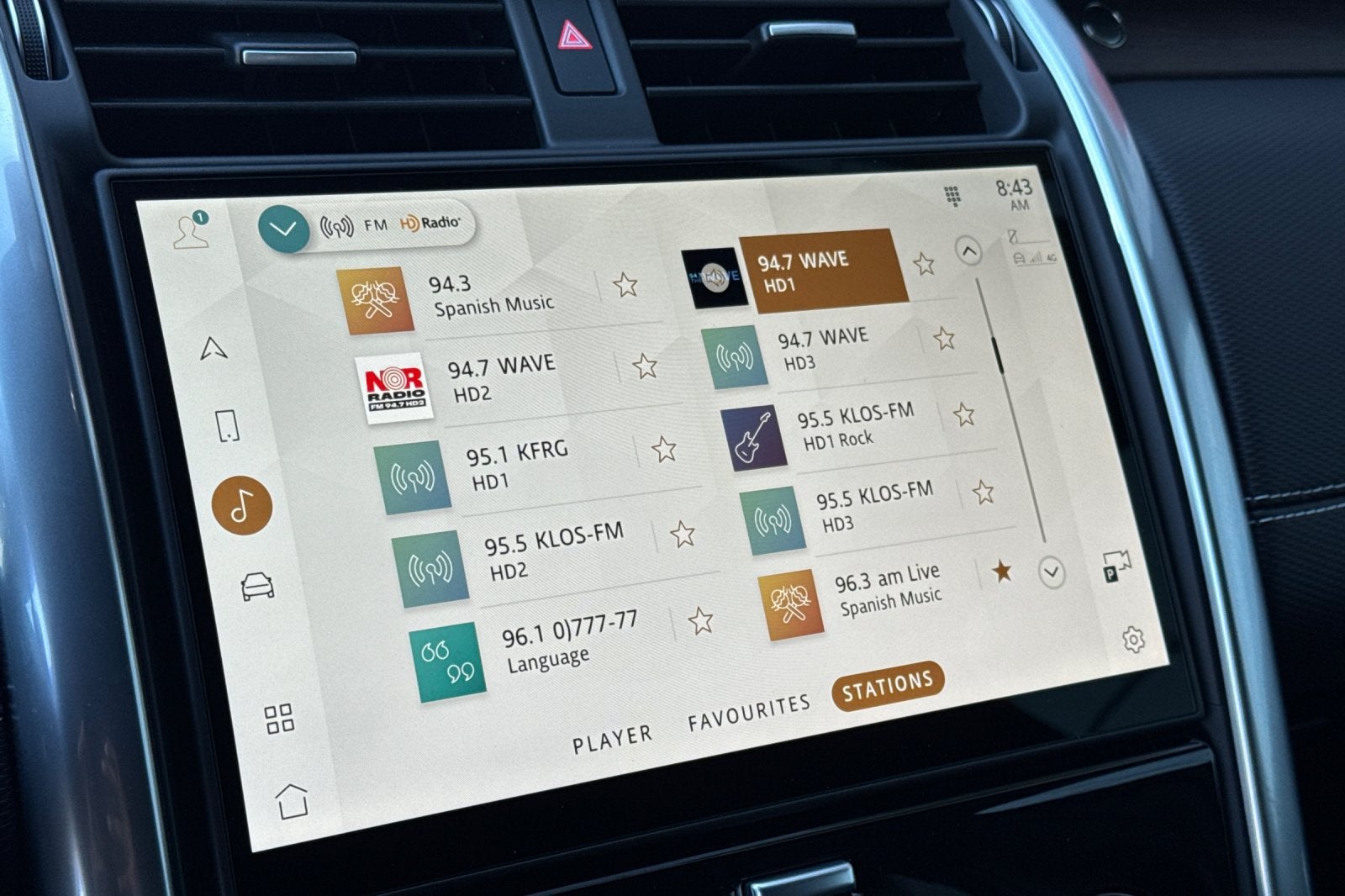 2025 Land Rover Discovery Dynamic SE