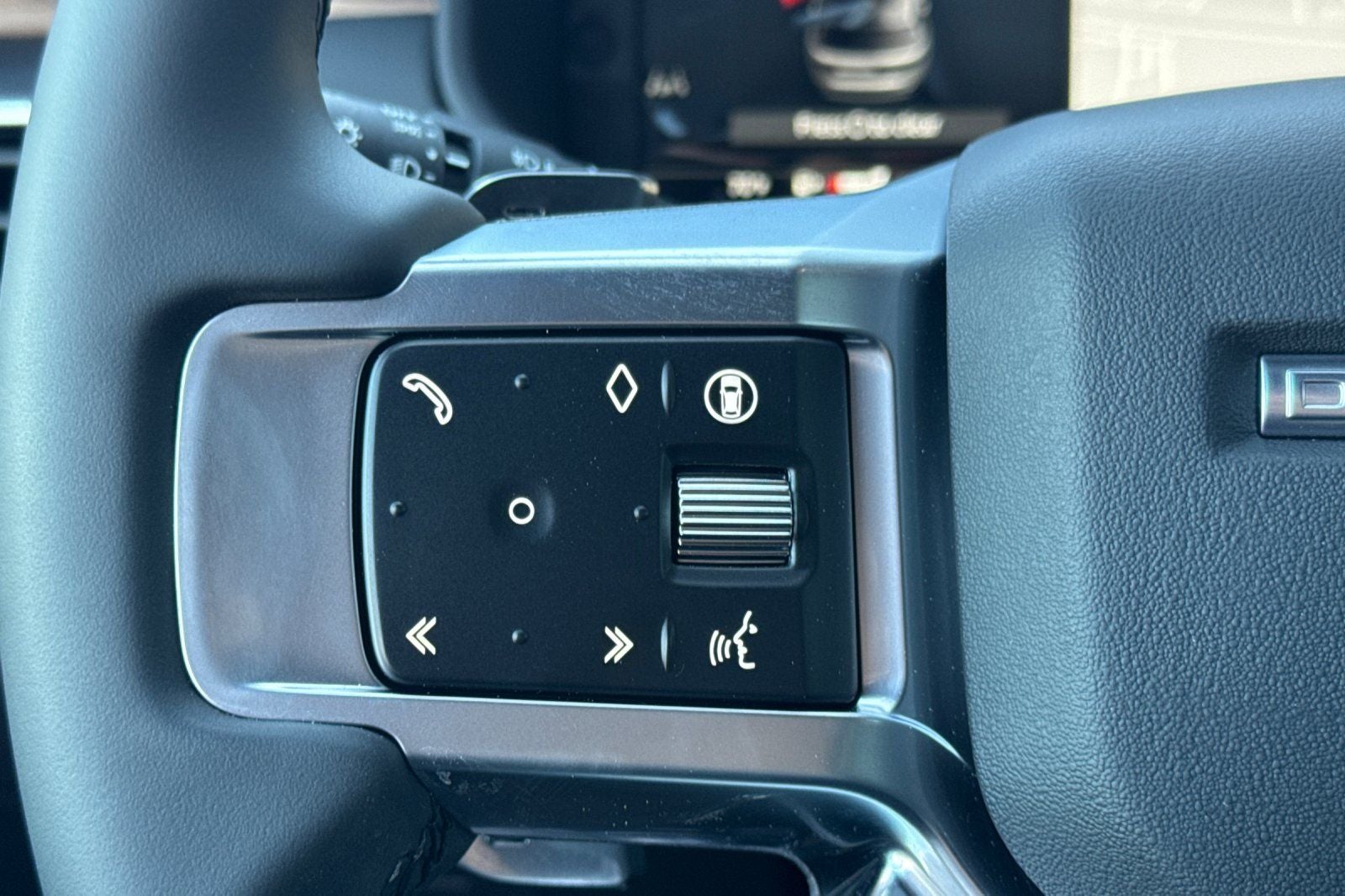 2025 Land Rover Discovery Dynamic SE