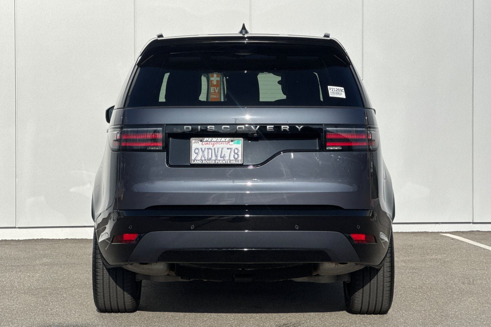 2025 Land Rover Discovery Dynamic SE