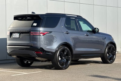 2025 Land Rover Discovery Dynamic SE
