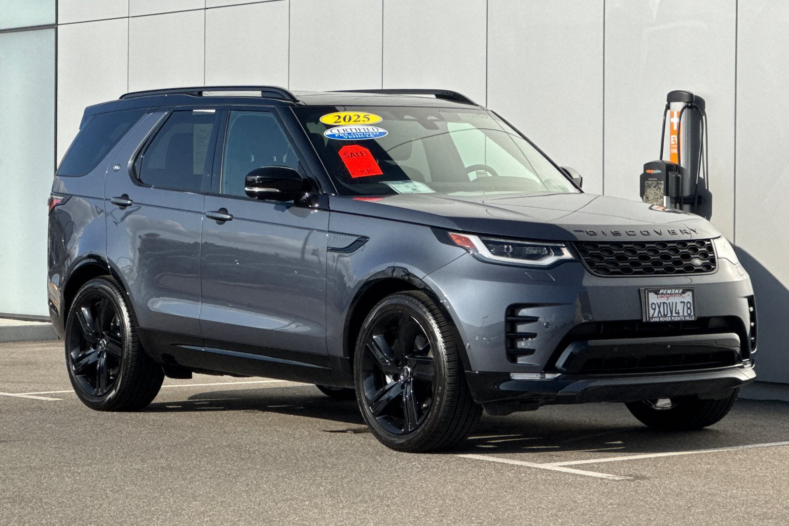 2025 Land Rover Discovery Dynamic SE