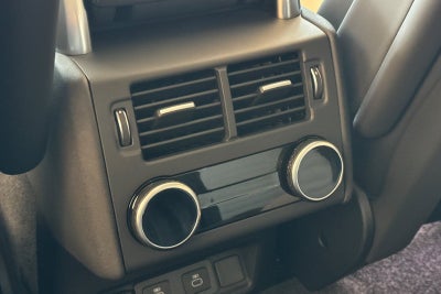 2026 Land Rover Discovery Dynamic SE