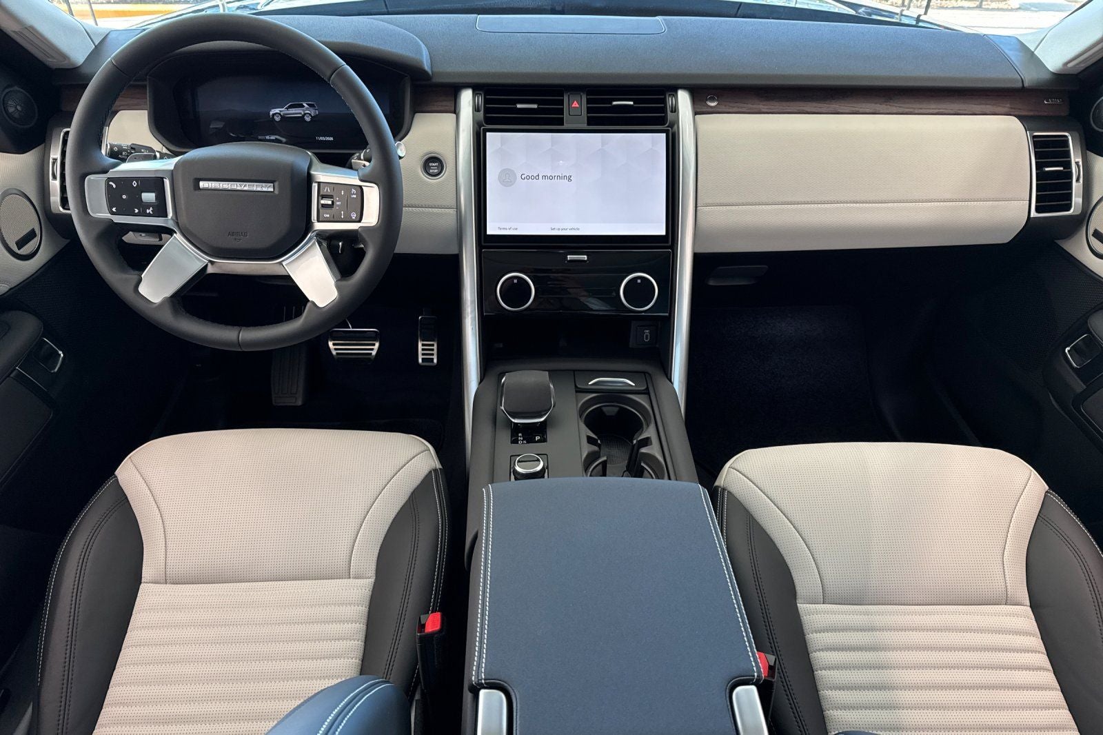 2026 Land Rover Discovery Dynamic SE