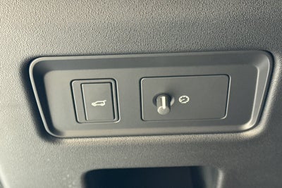 2026 Land Rover Discovery Dynamic SE