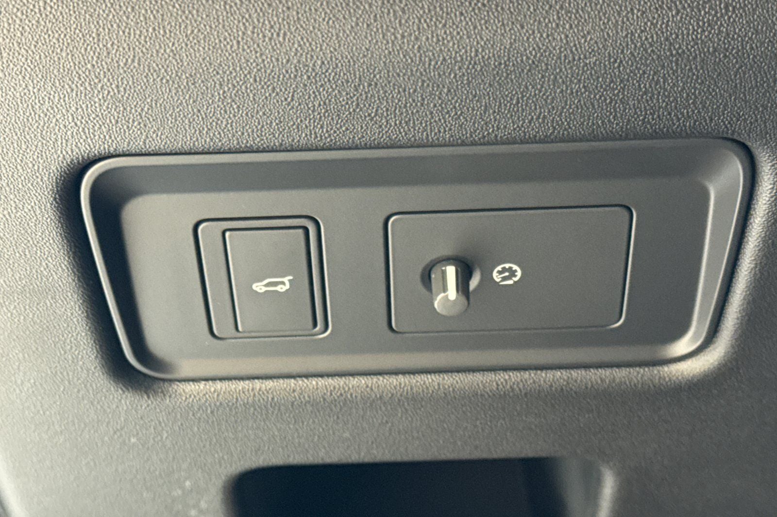 2026 Land Rover Discovery Dynamic SE