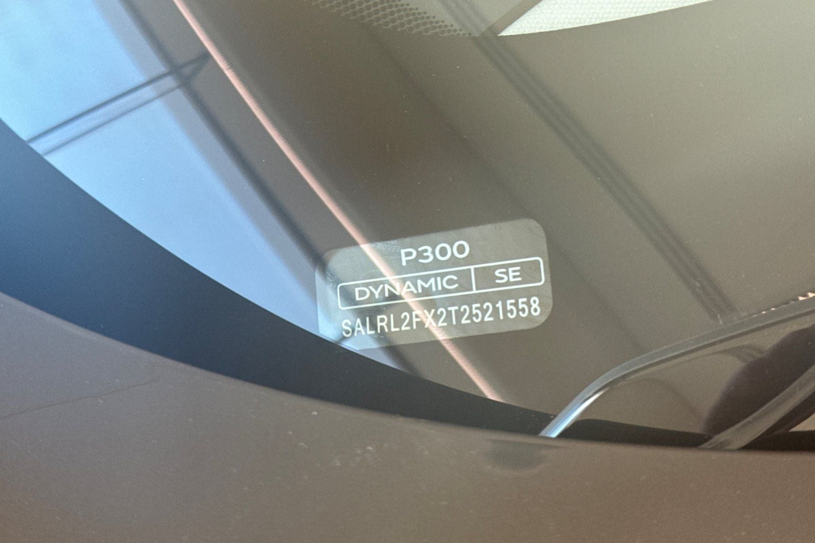 2026 Land Rover Discovery Dynamic SE