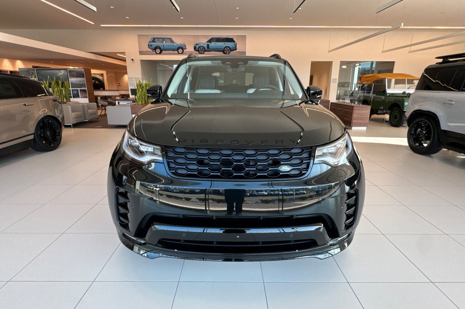 2026 Land Rover Discovery Dynamic SE