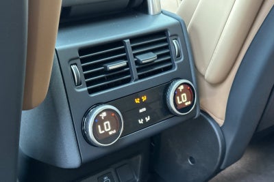 2025 Land Rover Discovery Dynamic SE