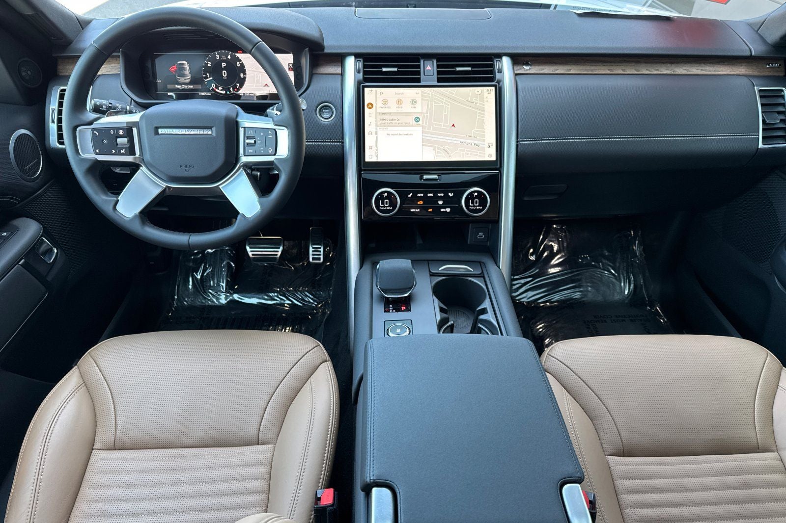 2025 Land Rover Discovery Dynamic SE