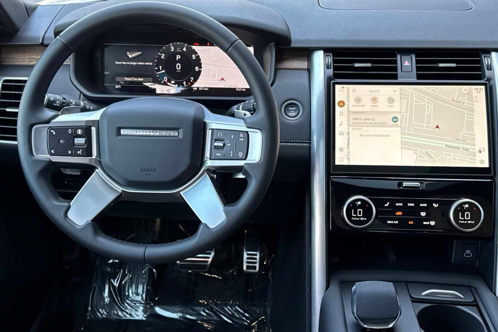 2025 Land Rover Discovery Dynamic SE