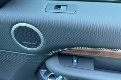 2025 Land Rover Discovery Dynamic SE