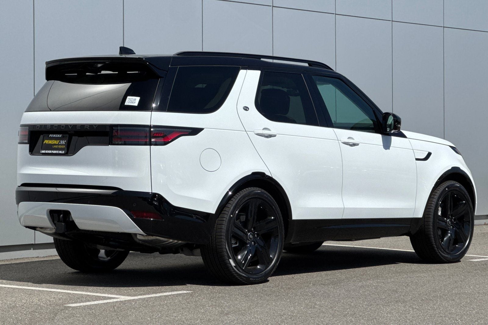 2026 Land Rover Discovery Dynamic SE