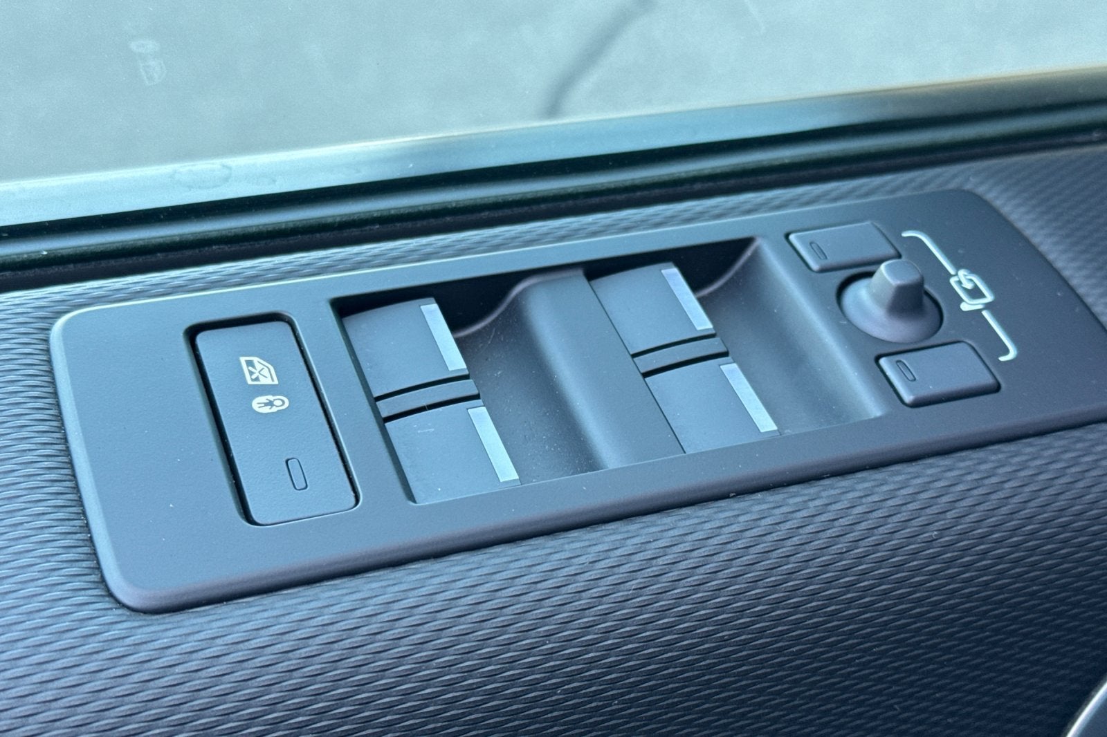 2025 Land Rover Discovery Dynamic SE
