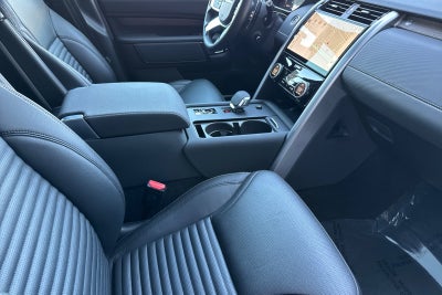 2025 Land Rover Discovery Dynamic SE