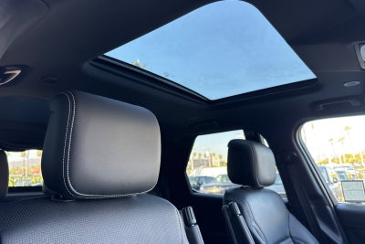 2025 Land Rover Discovery Dynamic SE