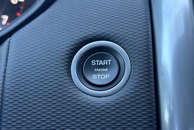 2025 Land Rover Discovery Dynamic SE