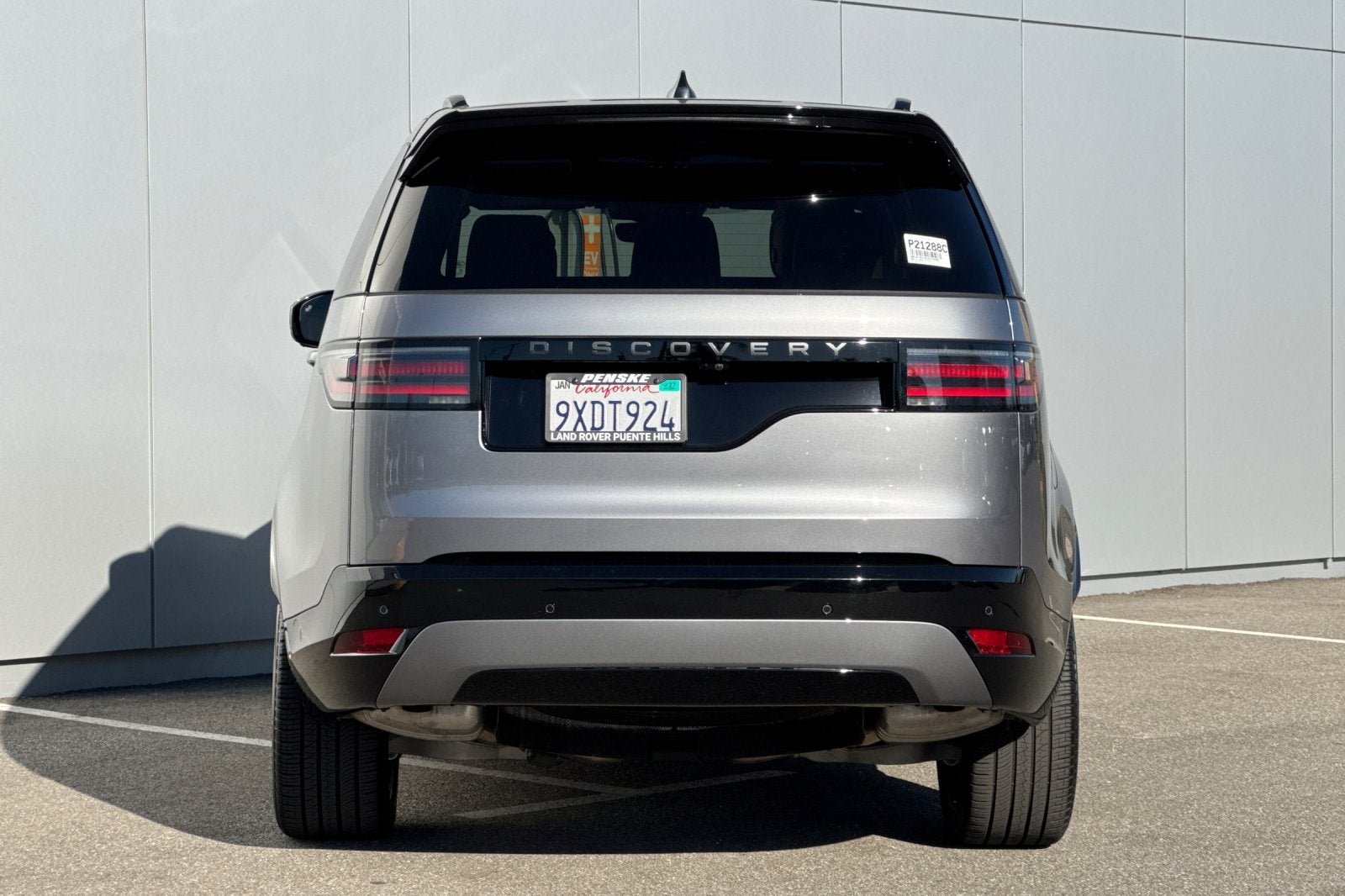 2025 Land Rover Discovery Dynamic SE