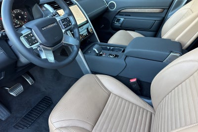 2025 Land Rover Discovery Dynamic SE
